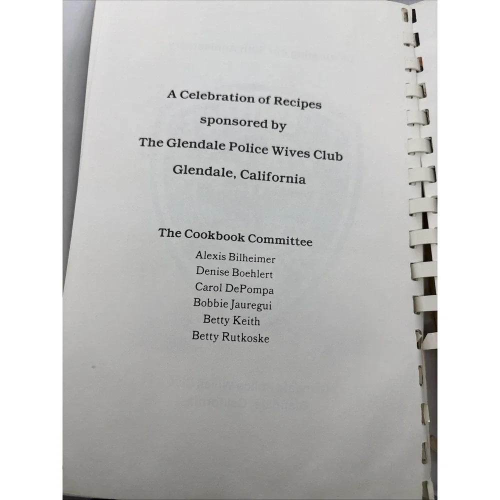 Cookbook Glendale Police Wives Club Glendale California 1985 50th‎ Anniversary